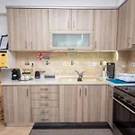 Luna's House 아스프로발타